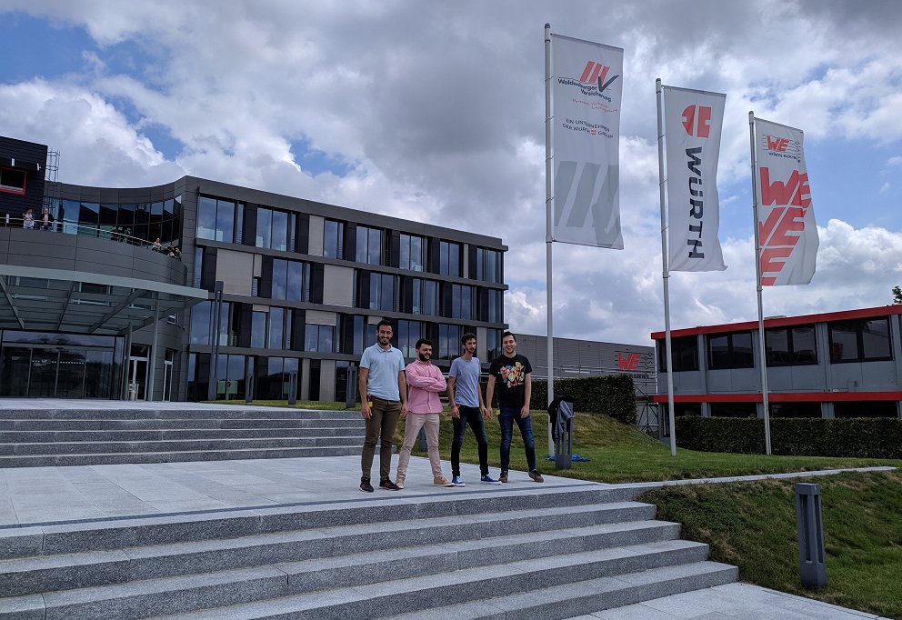 CatedraEMC's tweet photo. Four student research assistant of @CatedraEMC @ETSEUV have been doing a summer internship at @we_online headquarters’ in Waldenburg.
https://t.co/TtF8rq0LW6 https://t.co/lvXQ14vfqW