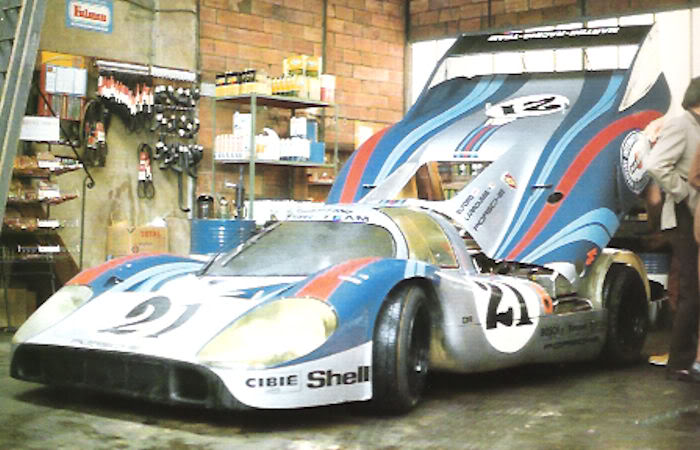Rinoire's tweet photo. #MartiniMonday
#LeMans 1971 #Teloche
#Porsche 917 LH
Gérard Larrousse / Vic Elford 
DNF Fan drive https://t.co/HMPqUIcAem