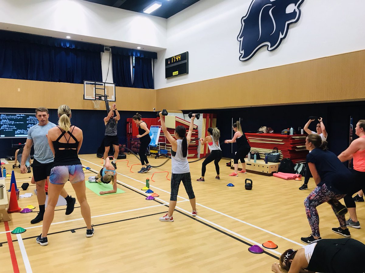 Highlights of this Monday: more than 20 Teachers, Administrators and staff working out 🏋🏼‍♀️ together. Thanks Carl Marks for making it a sweaty Monday full of motivation! #StamfordHK #CognitaWay