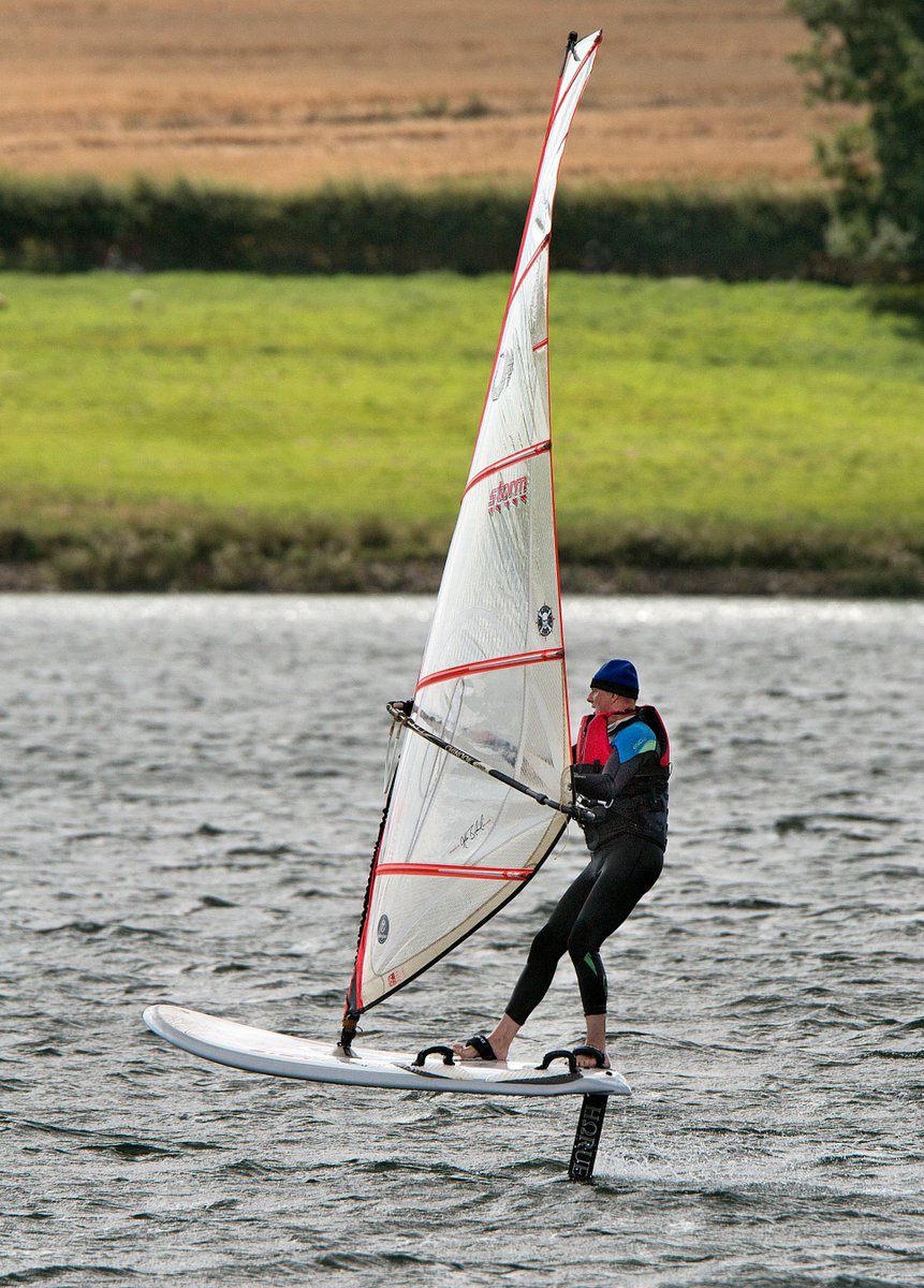 GreySnapper03's tweet photo. Windsurf foiling at Rutland Water at the weekend. https://t.co/Pz3ycTzmsO