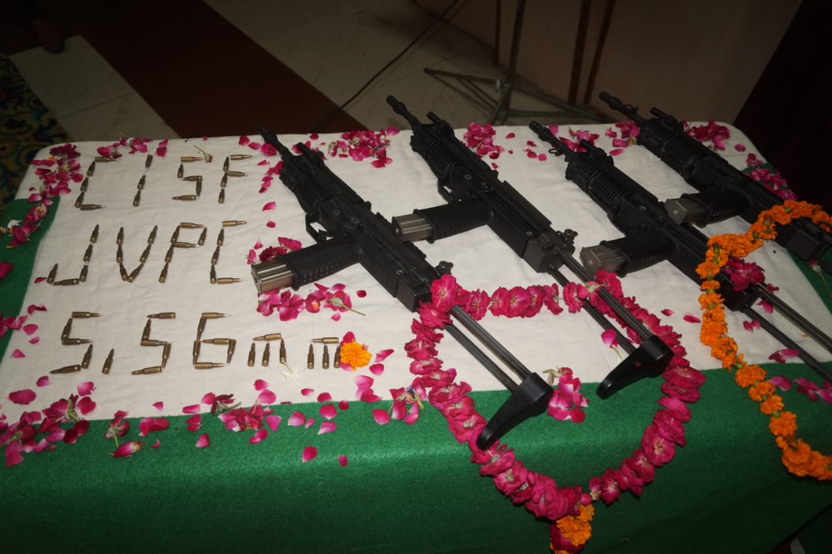 CISFHQrs's tweet photo. 5.56 mm JVPC (Joint Venture Protective Carbine) was  handed over to #CISF by SAF Authorities  during handing over ceremony held at Kanpur. #modernisation https://t.co/2GjZtXkTO1