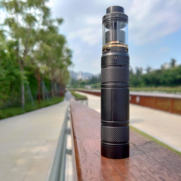 Handcheck! 😎
#OfficialCoilArt #Magemechv2 #vape #mech #mechlyfe #nicsalt #nicsalts #magemech