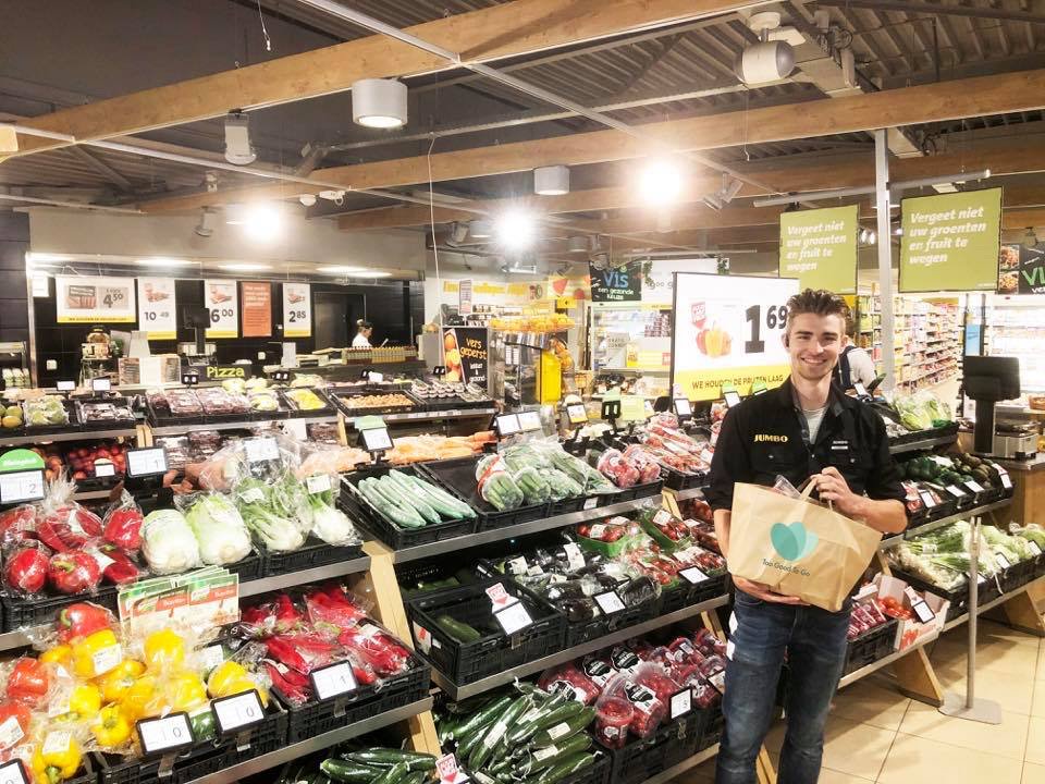 Too Good To Go slaat aan!
Too Good To Go: twee maanden actief in Apeldoorn Zuid en nu al meer dan 400 maaltijden gered! Kopers waarderen ons met 4.5 ster van de 5 op basis van 133 beoordelingen toogoodtogo.nl/nl

#duurzaam #voedselverspilling #schubertplein <a href="/TooGoodToGo_NL/">TooGoodToGo NL</a>