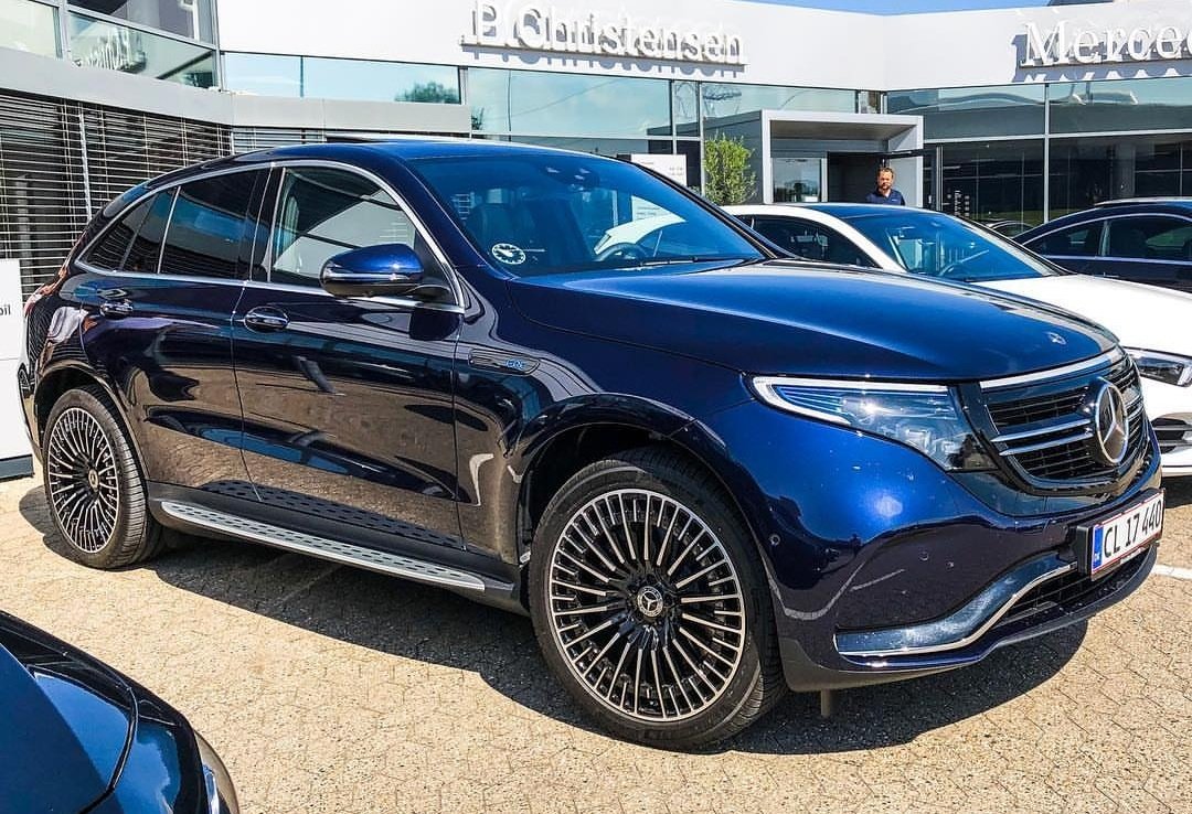 The Cavansite Blue Mercedes-Benz EQC 400 4MATIC Good morning, electricheads...