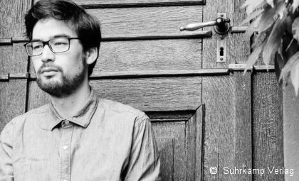 Yannic Han Biao Federer liest am Dienstag, 20.08. um 18 Uhr in der Zentralbibliothek aus "Und alles wie aus Pappmaché"  <a href="/yannicfederer/">Yannic Han Biao Federer</a> #frischgepresst #LiteraturbüroNRW #Duesseldorf duesseldorf.de/stadtbuecherei…