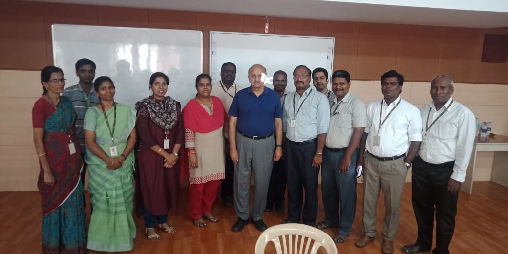 VIT_univ's tweet photo. "A Guest lecture session on "Cache Efficient Computing" by Dr. Sartaj.K.Sahni at VIT, Vellore..". To read more...
https://t.co/PURkwlJZxr
#CacheEfficientComputing
#ComputerEngineering
#InformationScience
#EfficientAlgorithm
#ParallelComputing
#VIT
#VelloreInstituteofTechnology https://t.co/yVdkE1EVNE