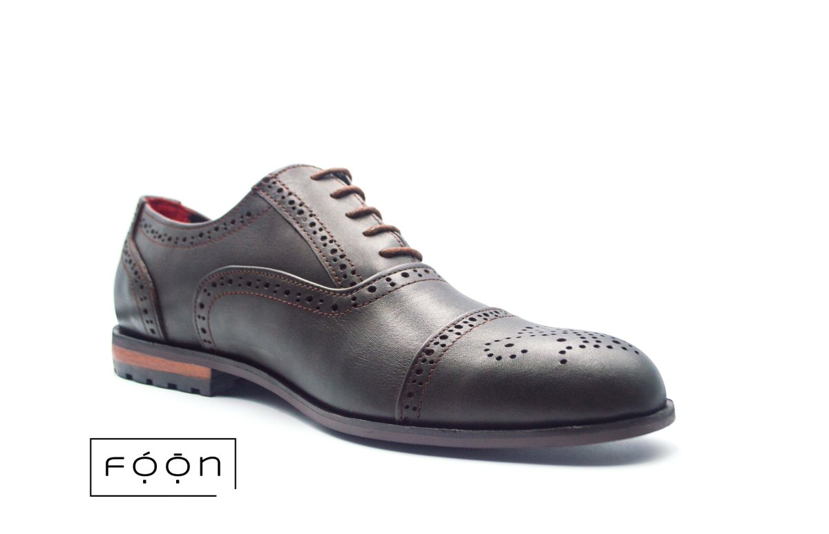 FoonNigeria's tweet photo. Every man should have a pair of brogues or more on their shoe rack. DM us so we can hook you up.
Price: 20K
#Fashion #Abuja #PortHarcourt #PH #Lagos #Nigeria #MensFashion #MadeinNigeria #FOTG #Shoes #Photography #Style #WomensFashion #WeMove #FoonForTheWin https://t.co/9y8T7LLEdE