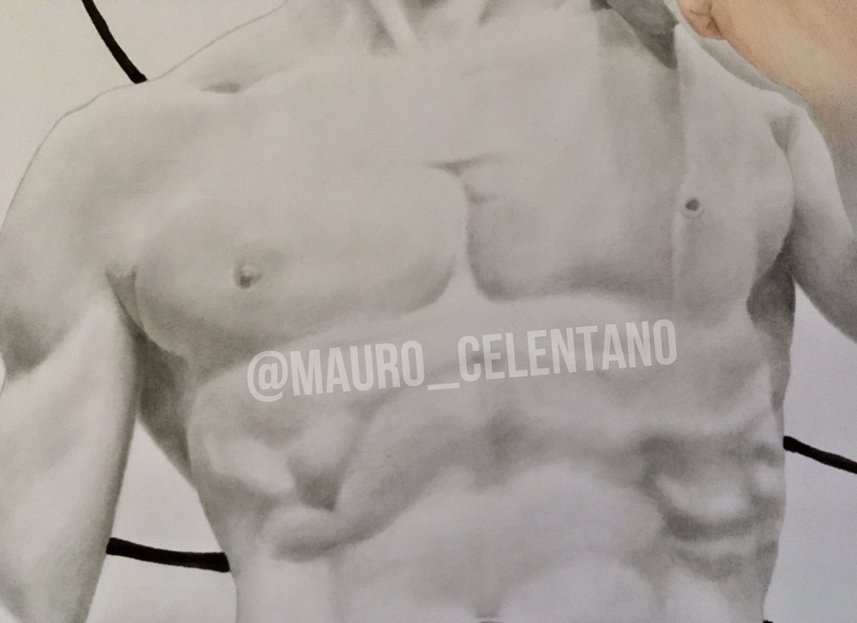 Mauro_Celentano's tweet photo. Closeups #ubure #uburoi #art #michelangelo #david https://t.co/4qmOruT4G2