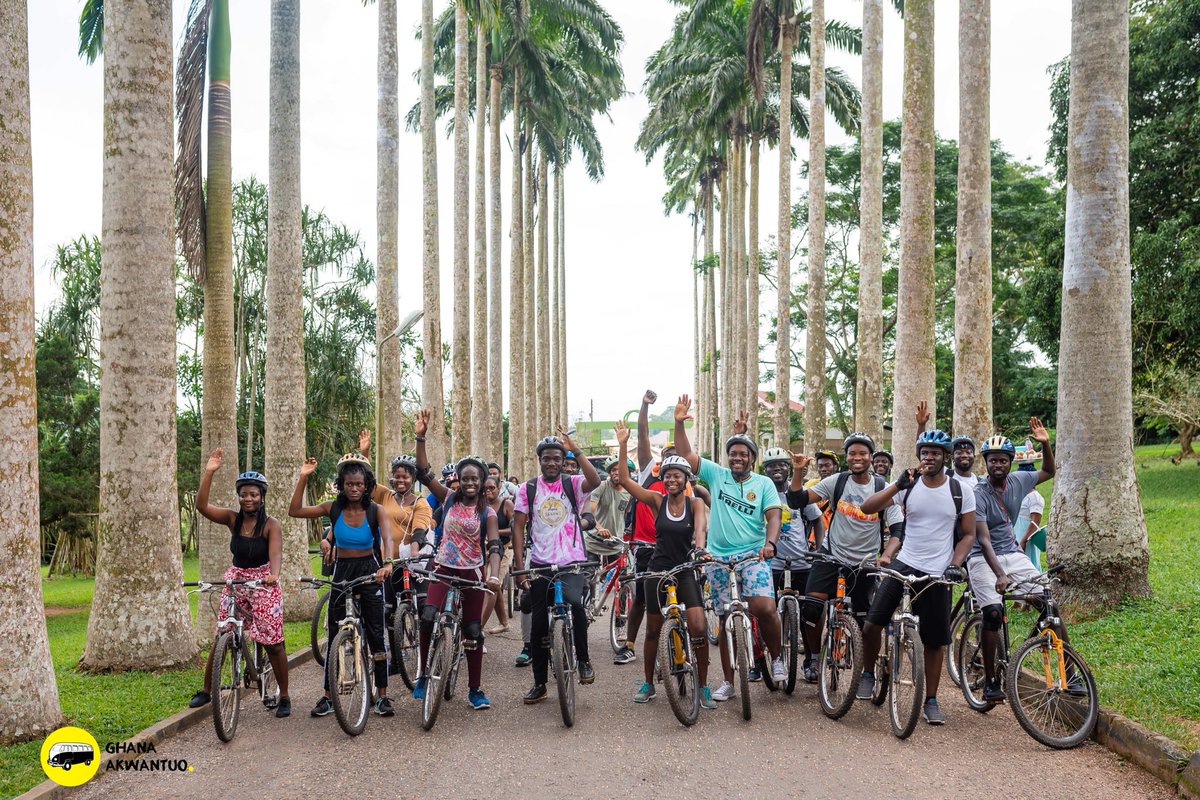 kwameoasante's tweet photo. Amazing experience put together by @GhanaAkwantuo over the weekend! 😁
Click on link below to read all about my “Aburi Waterfalls and Cycling Adventure”
https://t.co/A7B9t4pfM7
✍🏾Edit @naa_the_proofer
#YenkoAburi #GhanaAkwantuo #TravelGhana https://t.co/Fg899VAjbD