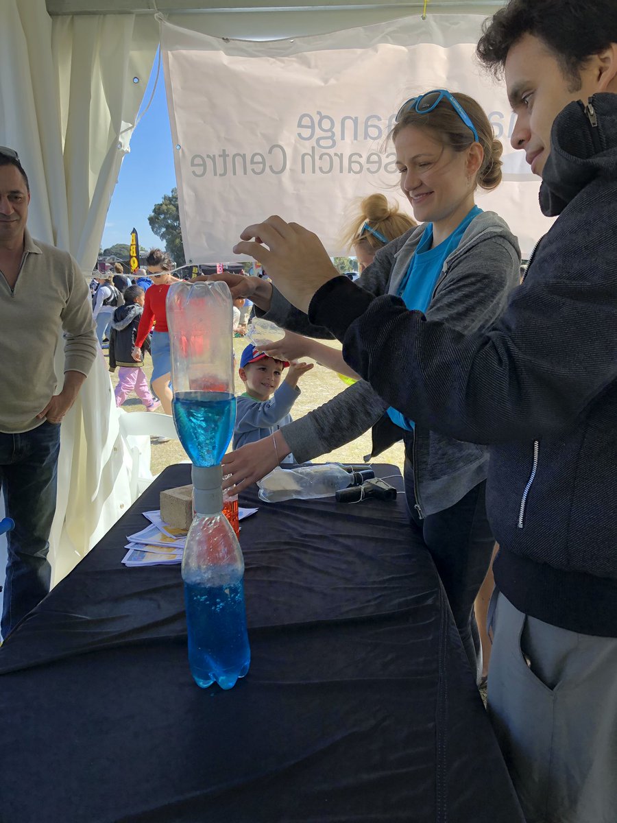 Charuni_'s tweet photo. Taught kids how to make a tornado in a bottle at #scienceintheswamp and managed to convince some of them to try it at home.
Itโs never too early to get kids excited about science๐
#ScienceWeek
#scicomm
#phdlife
@UNSWScience @SWAQSyd @unswbees https://t.co/zc2cVNMgM5