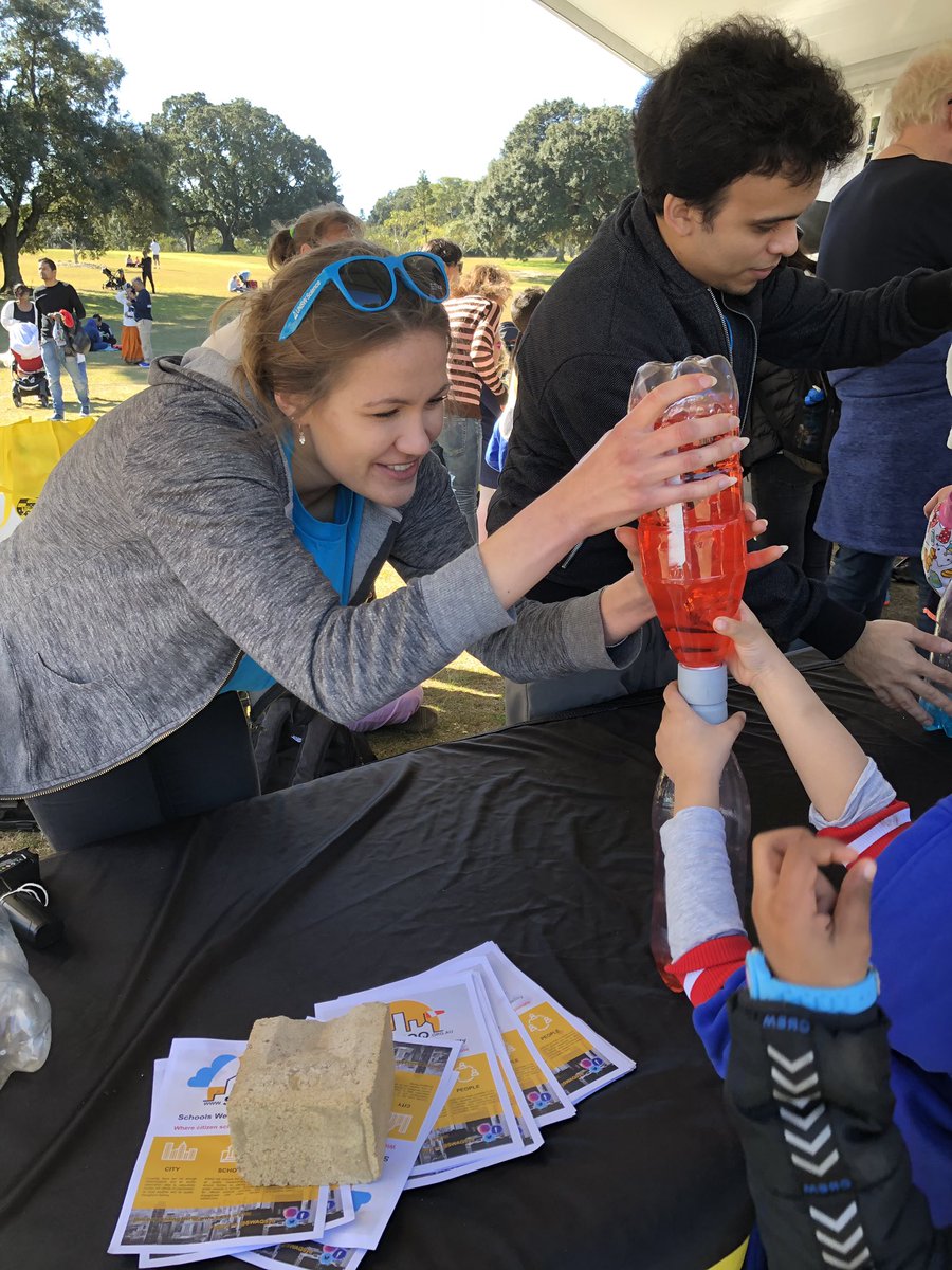 Charuni_'s tweet photo. Taught kids how to make a tornado in a bottle at #scienceintheswamp and managed to convince some of them to try it at home.
Itโs never too early to get kids excited about science๐
#ScienceWeek
#scicomm
#phdlife
@UNSWScience @SWAQSyd @unswbees https://t.co/zc2cVNMgM5