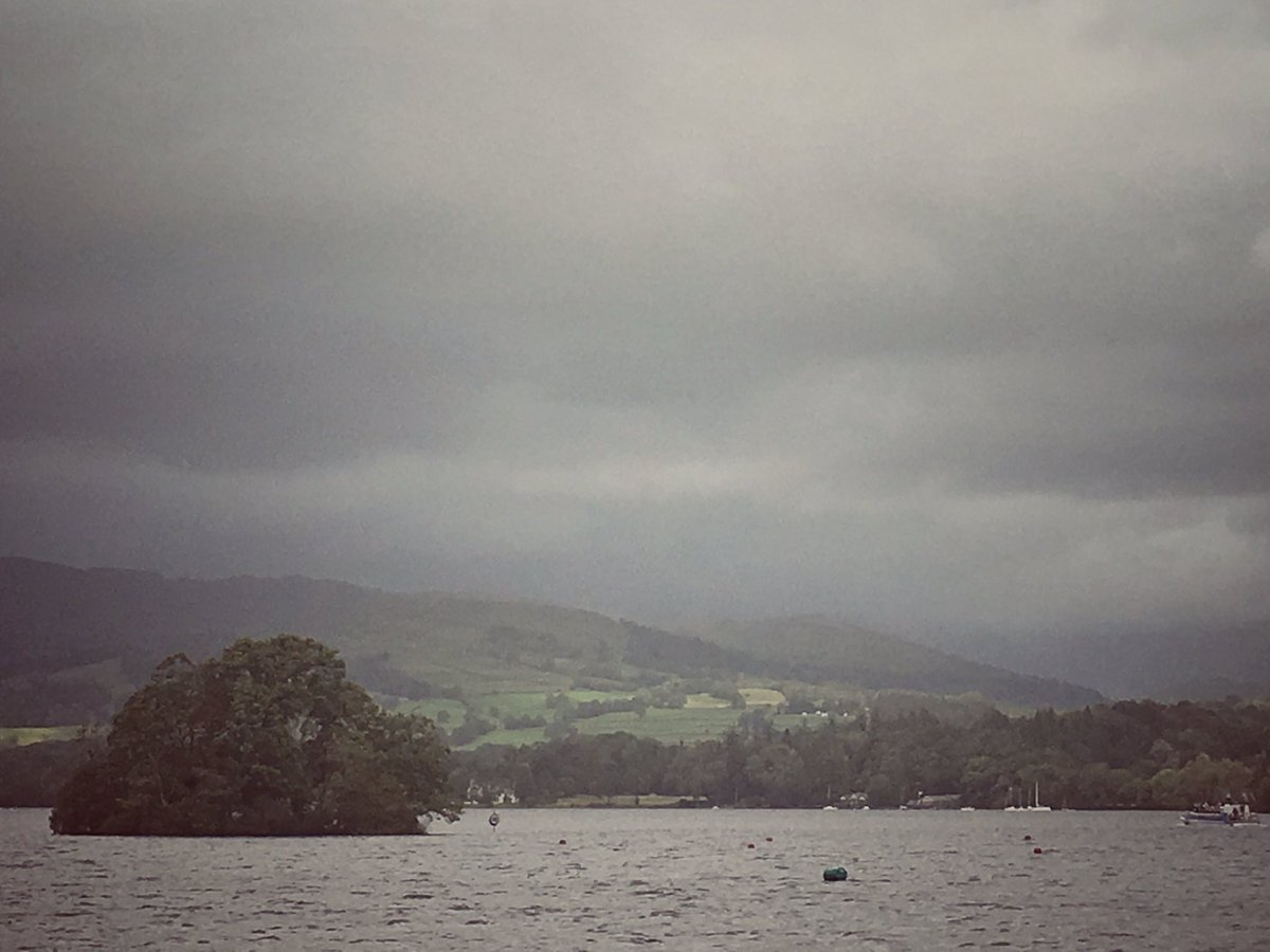 RuralphotoUK's tweet photo. Being a #tourist locally at #Bowness yesterday. ๐#moodyatmosphere #Explorethelakes #MissWestmorlandBoat @WindermereLake @WindermereTIC https://t.co/HYDX95xZ9u