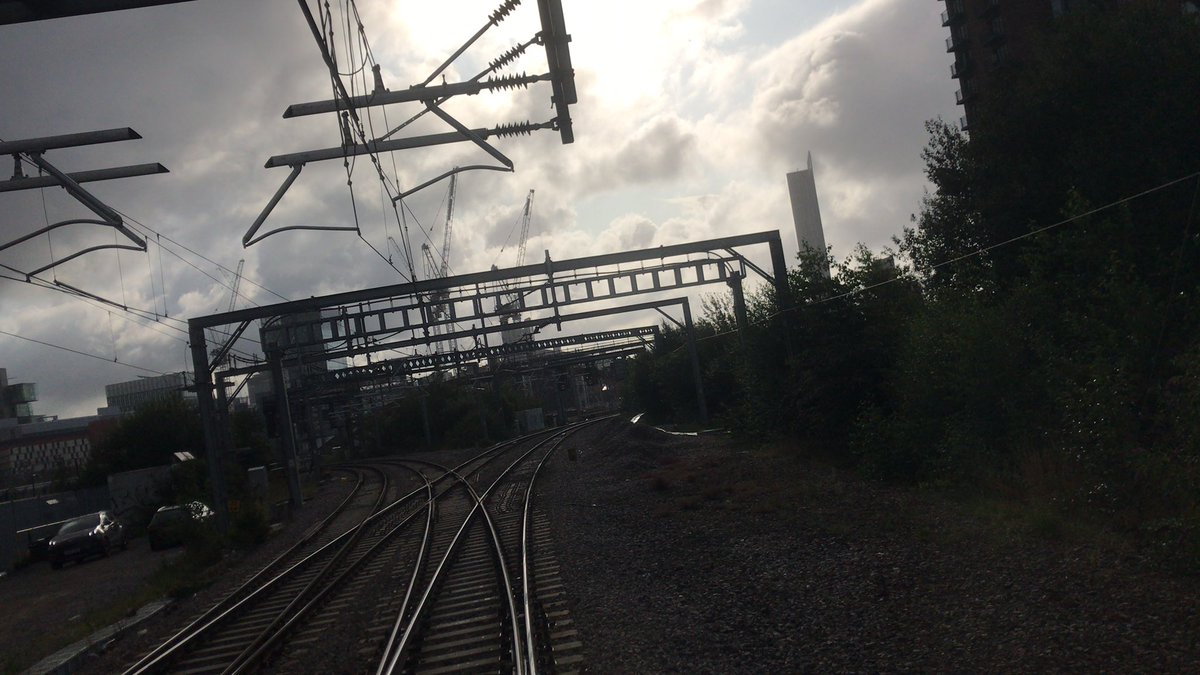 jo3do88y's tweet image. Byeee Manchester! Edinburgh here we come! #routelearning #railway