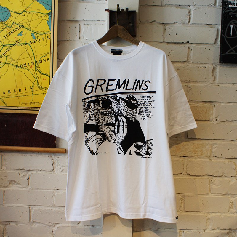 WORKAHOLIC_1998's tweet photo. WORKAHOLIC recommend item
【OVER THE STRiPES】
OTS-1975 / GREMLINS DRIVE TEE
Color:WHITE,BLACK
Size:M,L
Price:7,000yen(+tax)
https://t.co/lDVF6OICAi
https://t.co/0sBpafp982
#overthestripes #gizumo #gremlins #stripe
#print #tee https://t.co/JYTgMELUxz