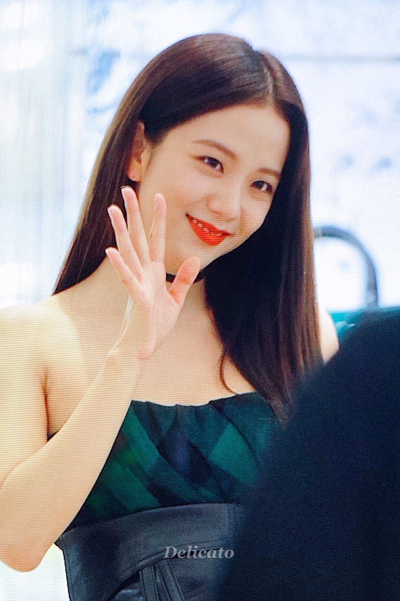 DelicatoJJ's tweet photo. 190819 지슝💚 https://t.co/wsjGLSrwM1