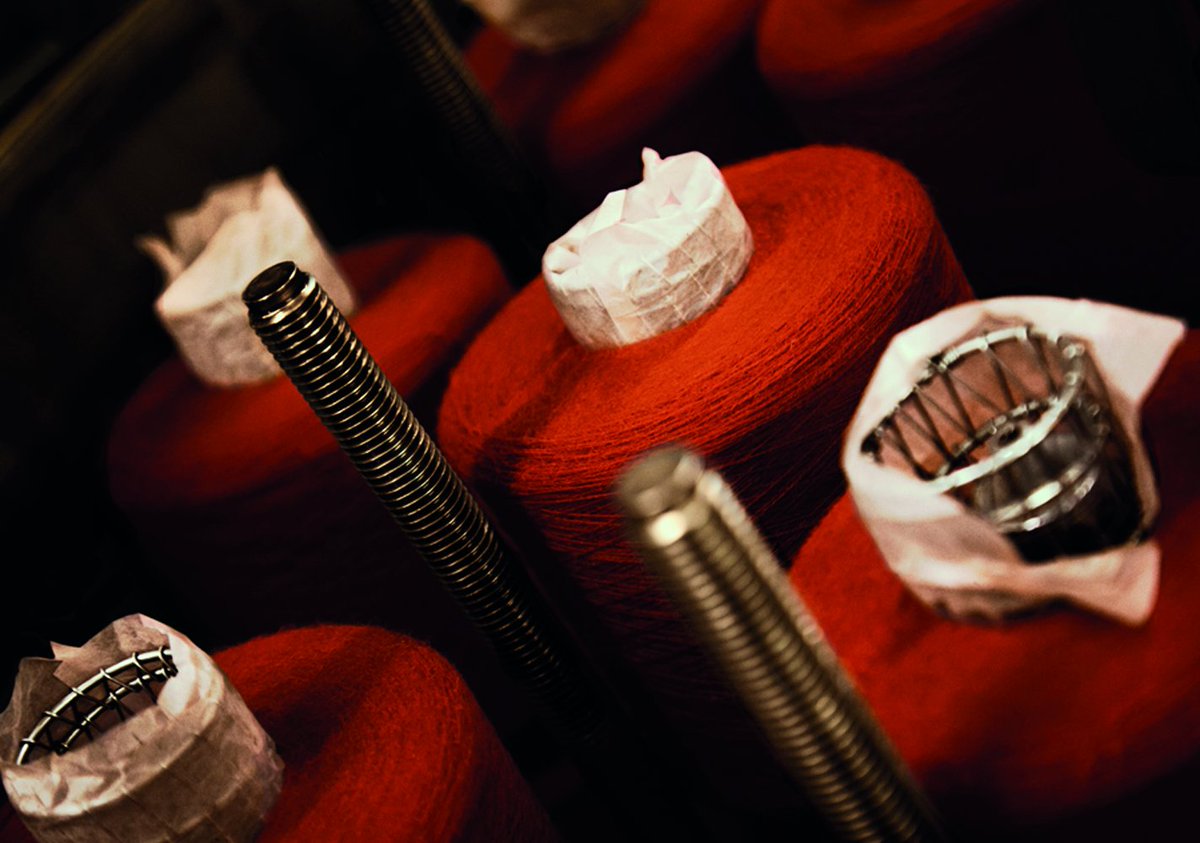 lochcarronscot's tweet photo. There's just one week left of the @edfringe
Our mill is in Selkirk, just an hours' drive from Edinburgh. Embark on a #milltour for a look at our expert craftsmanship & shop our #MadeinScotland products in our Visitor Centre.
https://t.co/apyQRJ2nUY
#MakeYourFringe https://t.co/Xe0pefeXAw