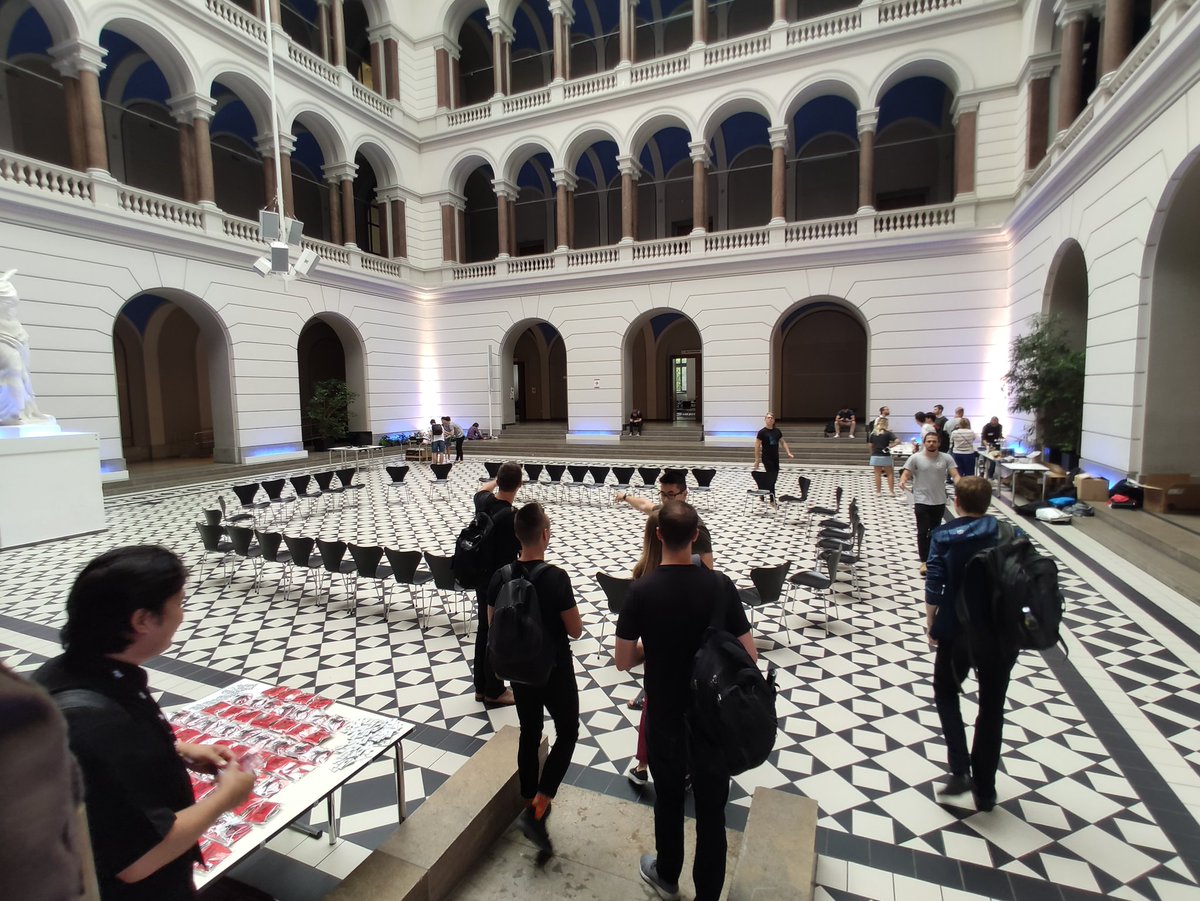 yangWao's tweet image. @pet3rpan_ is showing us where will Ethereum go #metacartel @meta_cartel  demo day #Berlinblockchainweek