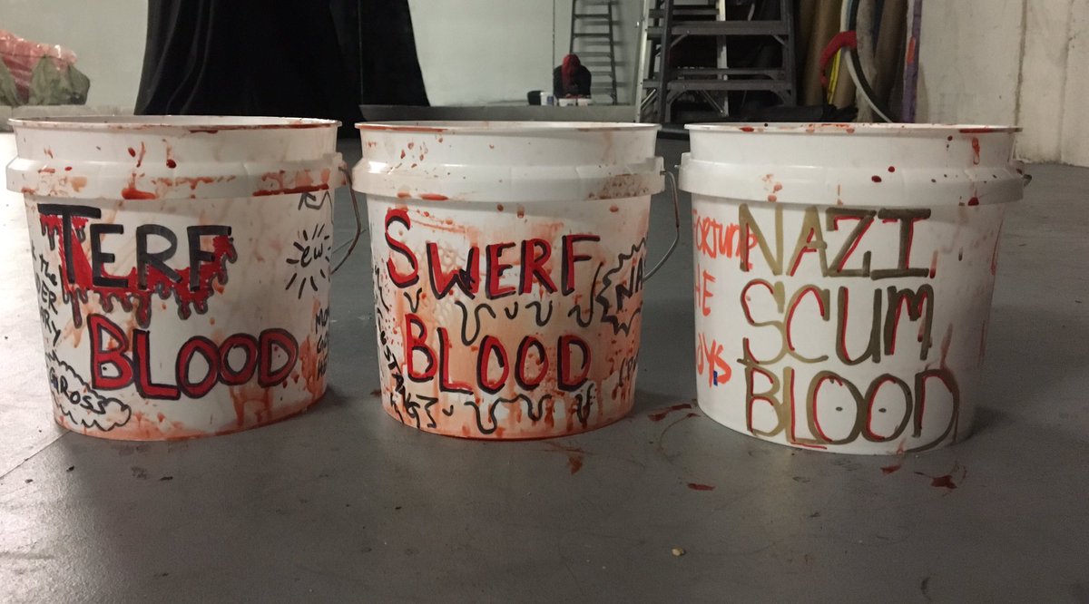 SadieSatanas's tweet photo. #bloodwrestling https://t.co/T4EBfVD3vM