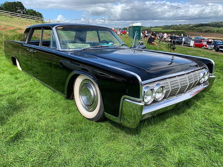 OhSoRetro Events tweet media