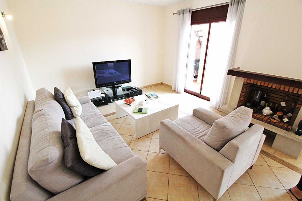 PTPropertyShow's tweet photo. Centrally located first-floor apartment on the increasingly popular Vila Sol Golf Resort, close to amenities...🌺🌳☀️

295,000€ | https://t.co/sVXXXc63YV

🎈@Opropertyshow - September, 7-8, 2019
Free Tickets 🎟👉https://t.co/YK0j2WaPNP👈

#Modern #Holiday #RealEstate #Portugal https://t.co/cM47BD07d9