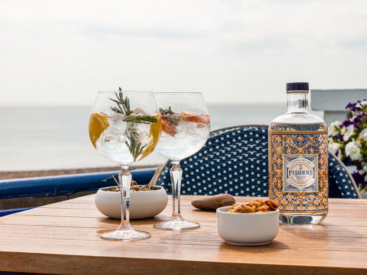BrudenellHotel's tweet photo. Happy Carnival Day!
We can't wait to welcome you here at The Brudenell!
#Cantwaittoseeyou #Seafrontdining #Cocktails https://t.co/hgtg6nHtv7