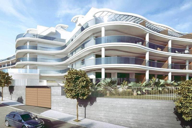 MarbellaDream's tweet photo. Upcoming new development of 92 apartments in Fuengirola. The plot is just 150m from the beach and benefits from excellent sea views due to its inclination. The plot is located 10 minute drive to Malaga airport 25 minute drive to Marbella.✨🔥 https://t.co/X4psvhrxS9