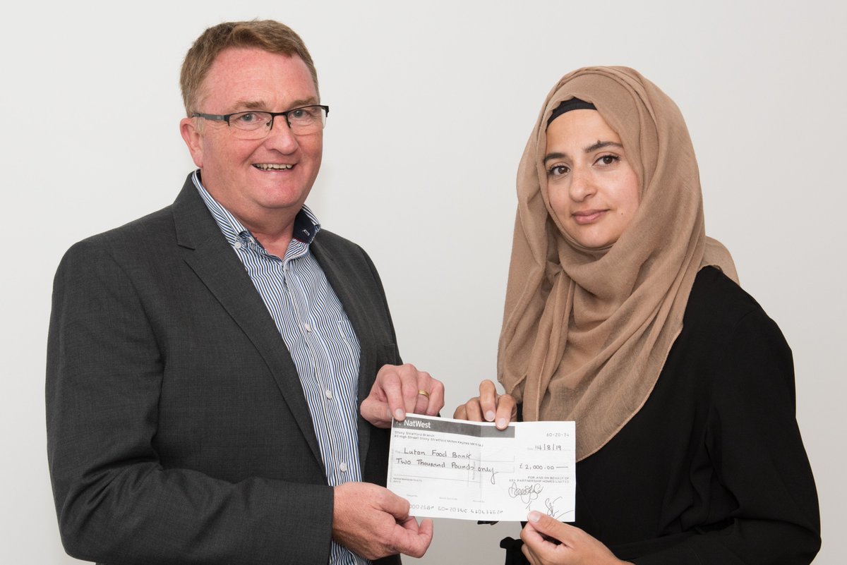 LtdKph's tweet photo. The celebration also provided a chance for KPH to give back to the community and we were delighted to welcome Salma Khan from the @LutonFoodbank along, where we presented her with a cheque towards the important work that they carry out in the town. https://t.co/y0ZcTwcrS3