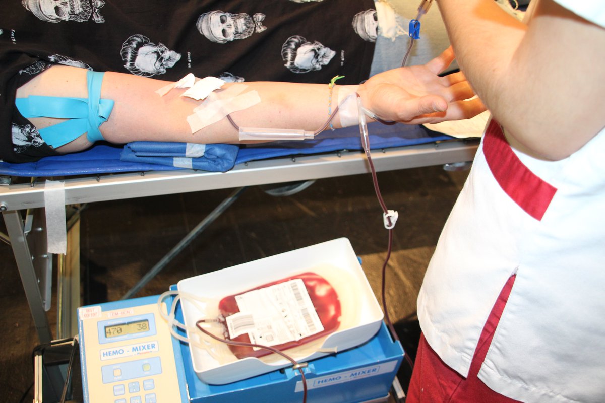 Aquest divendres campanya de donació de sang a Vilanova i la Geltrú. El bus s'instal·larà a la plaça de Soler i Carbonell durant tot el dia. vilanova.cat/pic/noticies/d…