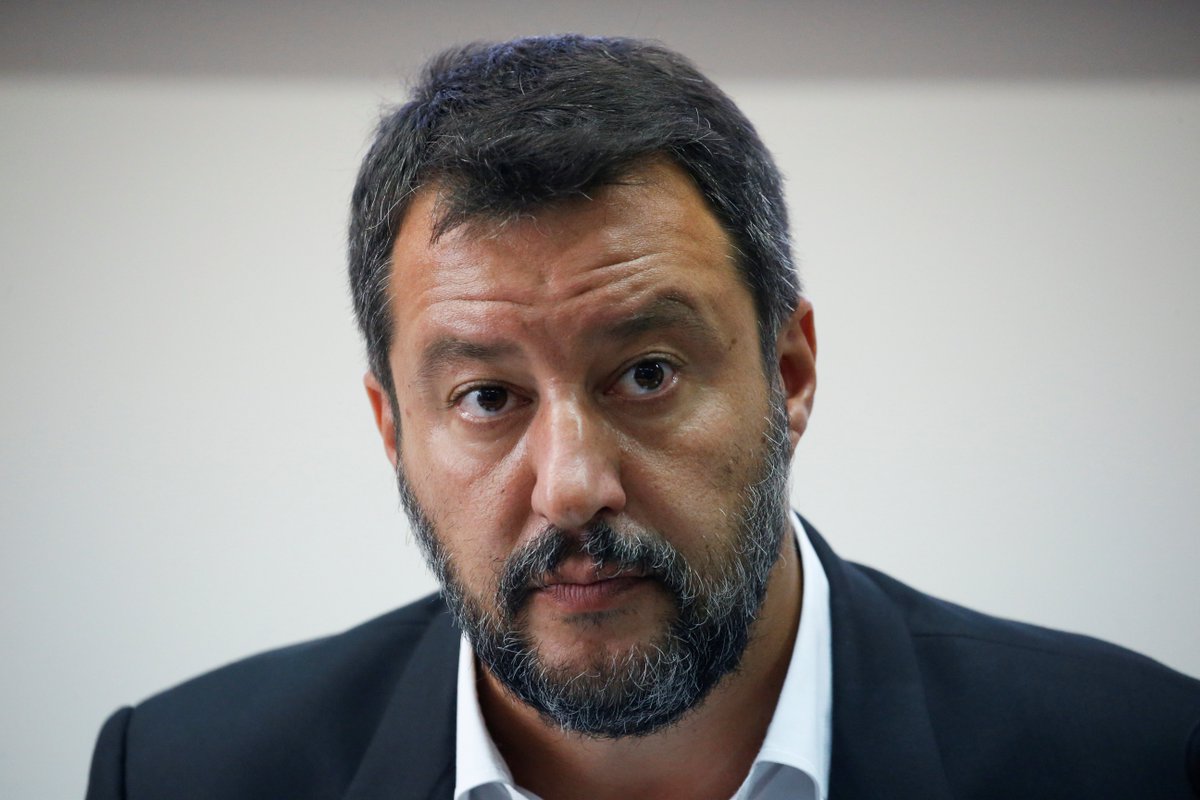 Salvini insiste en su rechazo al 'Open Arms': "Somos buenos cristianos pero no tontos" bit.ly/2KRfTWY