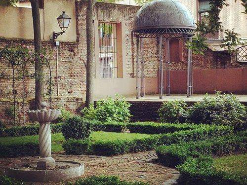 MadridenRuta's tweet image. En Madrid siempre hay rincones mágicos para escapar de este calor. #MadridOculto