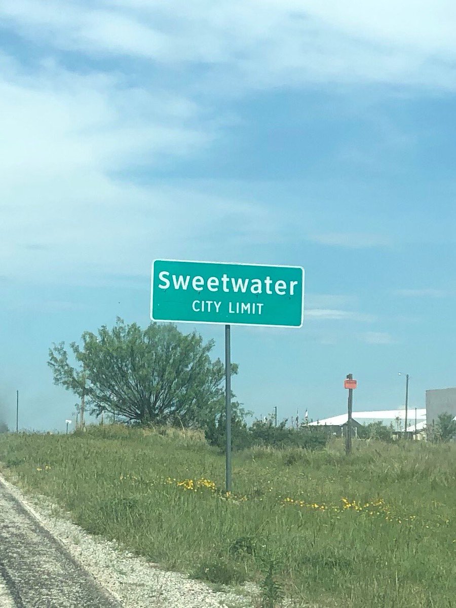 PoppycotProd's tweet image. On our day off, we are thinking about the town of Sweetwater, Texas... Where the only thing bigger than football is Jesus Christ and women’s hair ✨ #edfringe #MakeYourFringe