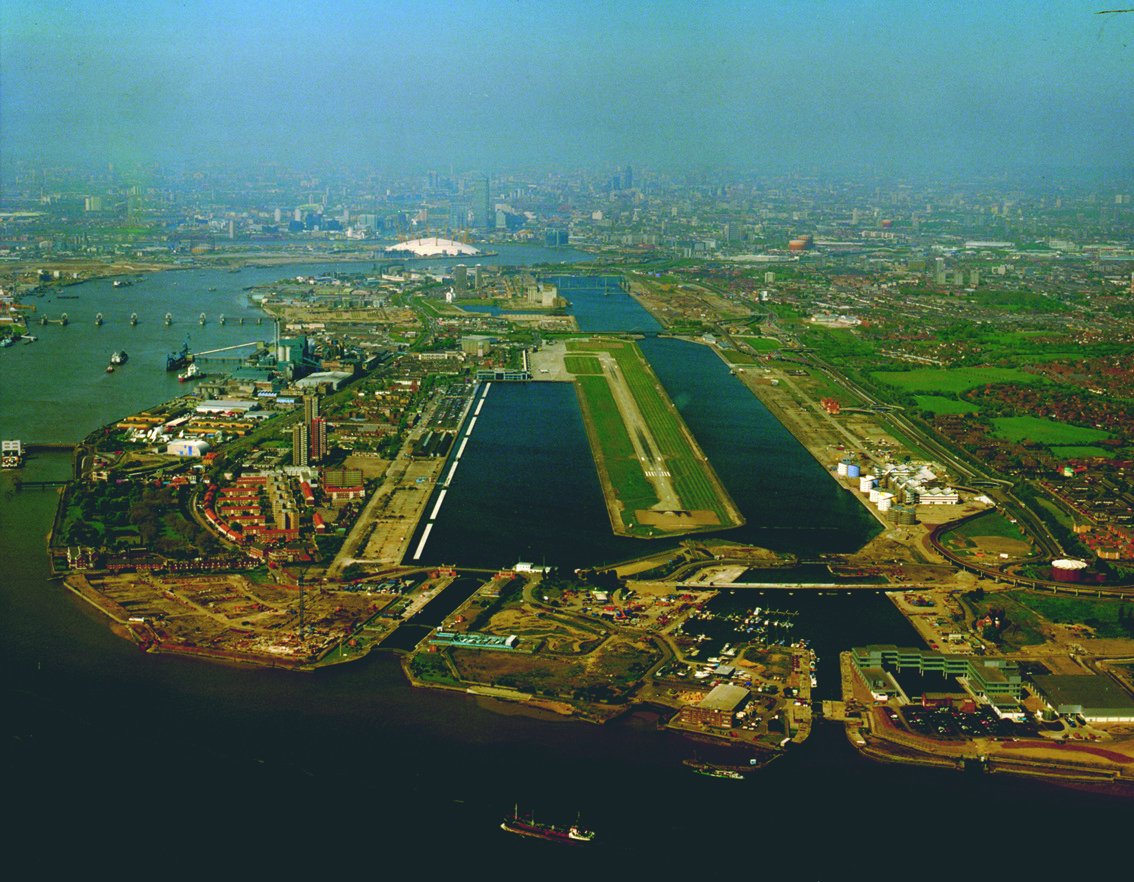 ExceLLondon's tweet photo. It’s #WorldPhotoDay. The Royal Victoria Dock opened in 1855 and was the first of the Royal Docks to be designed specifically for steamships. See how the area has since developed, now attracting 1000s of visitors to events at ExCeL and a mass of hotels, restaurants &amp; bars. https://t.co/Xj9hOfCW1d