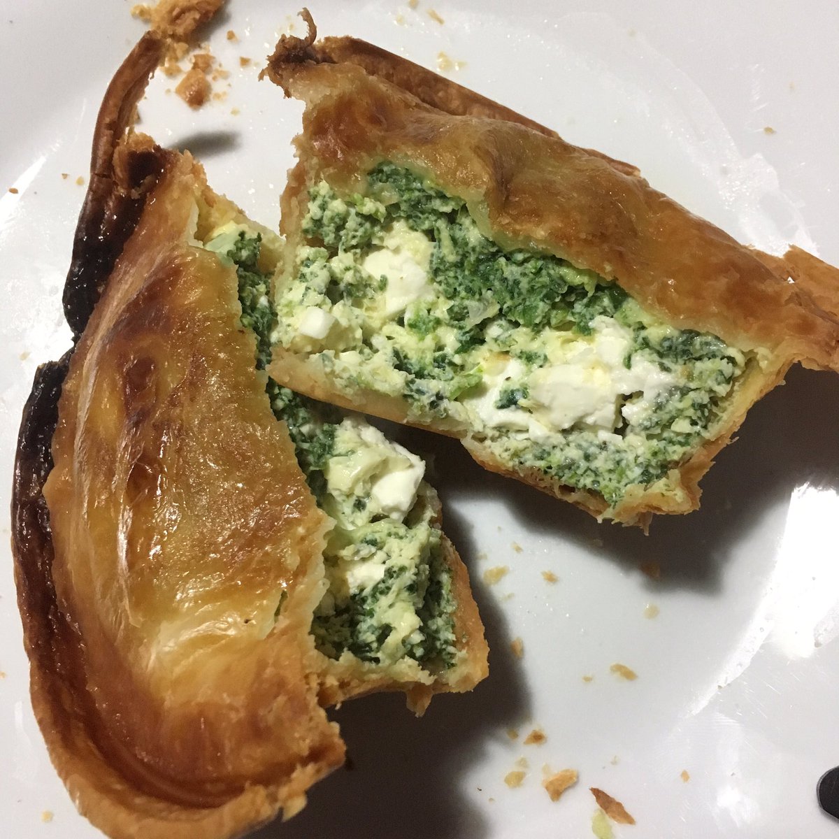 gomichild's tweet image. Green Egg Pies #delicious #pie #piemaker #baking