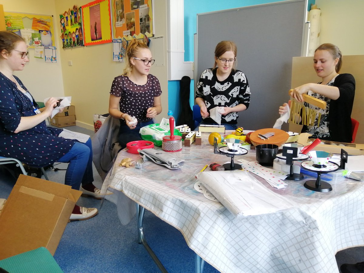 Limearthealth's tweet photo. Lime Musicians and Printmaker in Residence preparing for their drop in  workshop today at RMCH Play Centre. Ask your Play Specialist if you woukd like to join in @RMCH_Ward85 @RMCHosp @RMCH_OPD https://t.co/iliZDeUlh8