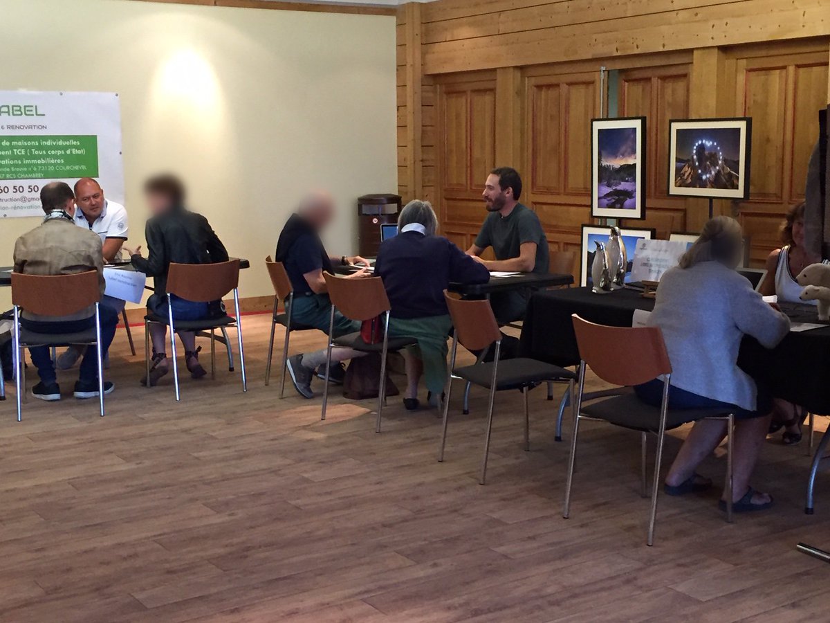 affiniski's tweet photo. Retour en images sur l'évènement Journée et Ateliers Propriétaires à @courchevel - Mairie de Courchevel. Vous avez été nombreuses et nombreux à participer aux ateliers #Affiniski pour valoriser votre bien à la montagne. Un grand merci à nos partenaires. À très vite ! ☺️ https://t.co/ndWDW2mi9c