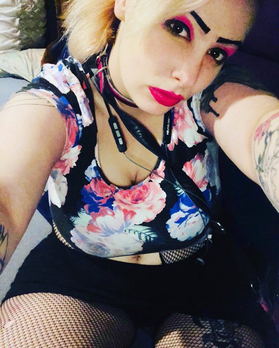 https://t.co/v0YdVR9L25<a href="/tag/camgirl"class="tags"><span>#camgirl</span></a>
