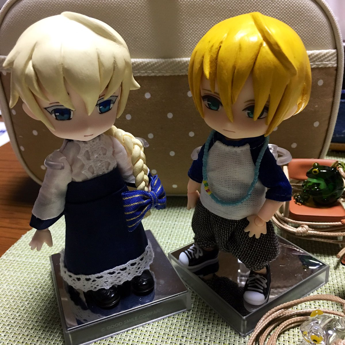 桜花 暫く離れます 刀剣乱舞 五虎退 ねんどろいどどーる 前髪調整中 片目を描いてみた けど うーん なんか違う様な うーん 五虎退ちゃんはもっと可愛い っ 前髪乾燥したらまた調整します 盛って削って盛って削っての繰り返しです