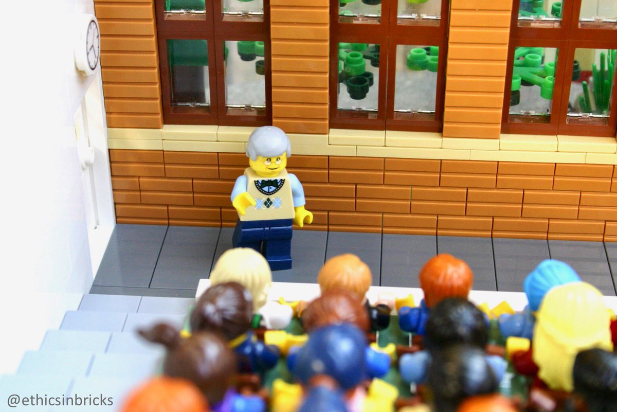 EthicsInBricks's tweet photo. “Moral philosophy starts with the question, how should we live our life. Moral wisdom starts with the realization that we don’t already know the answer.” 
- Shelly Kagan https://t.co/nnsAwxYiF2