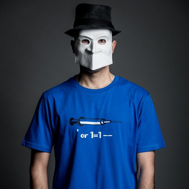 Exploit 15% off bug from today through next Wednesday (August 21) using code SUMMERLOVIN at checkout. zerodayclothing.com