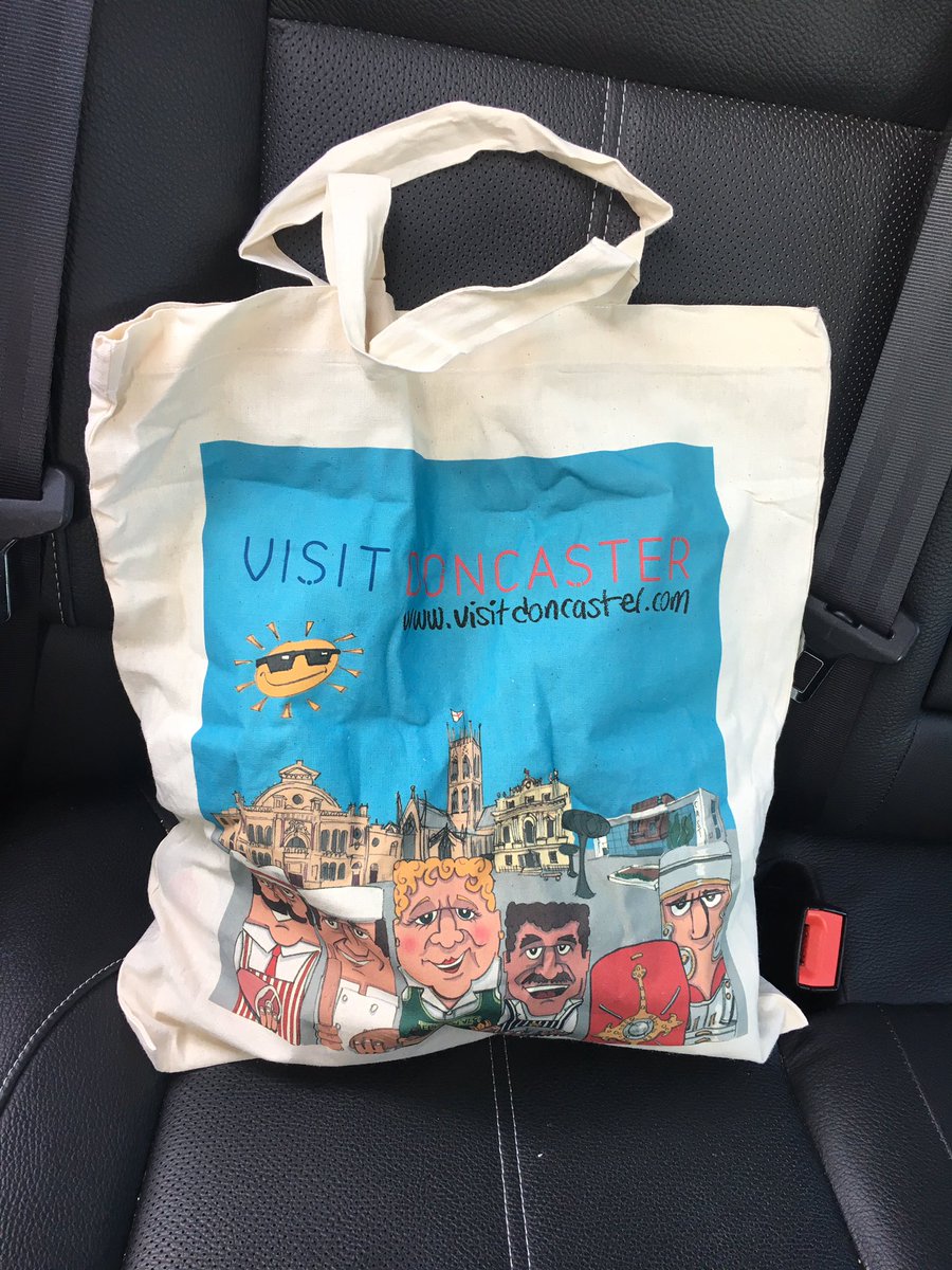ko81185's tweet photo. My @VisitDoncaster bag is packed full of reusable items for work today 💼 #jcisotonreducesingleuse #reducesingleuse #reusereducerecycle https://t.co/ed3V1YqgdI