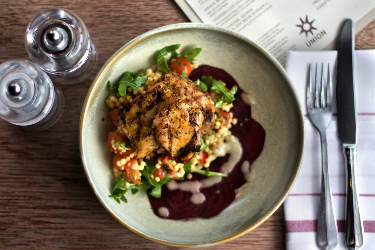 unionpaddington's tweet photo. Chermoula chicken on giant cous cous salad with pomegranate, beetroot, marinated cherry tomatoes and fresh herbs - absolutely delicious specials this week at @unionpaddington @PaddingtonCen  #foodlovers  #HealthyEating #paddington https://t.co/lwzlwRgC5g