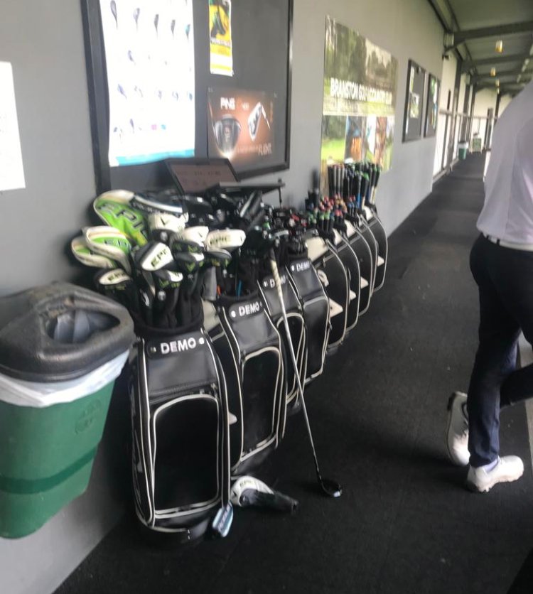 BranstonRange's tweet photo. @BranstonAcademy Fitting Day! Thank you @CallawayGolf β³οΈποΈββοΈ
#customfittingday #callawayfitting #golf #golffitting https://t.co/NLd2jcVagd