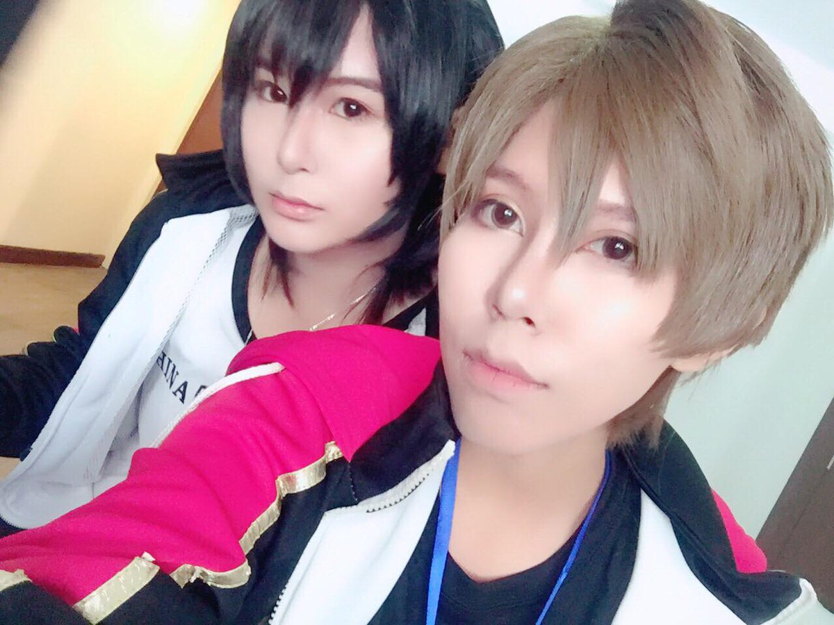 shenbaki's tweet photo. #GLORYOnlyTH2 Wang JieXi and Zhou ZeKai 
We are best friends, my god I really miss Thai Land, the foods is good and people in there is very nice 😭😭😭 https://t.co/rE4inwkcP6
