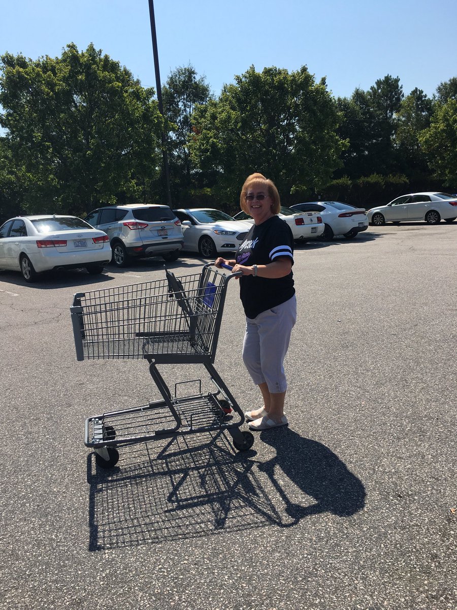 rdaniel74's tweet photo. Photo 19 team 7 #scavengerhunt2019 #weareaycock https://t.co/igAtdAmrtW