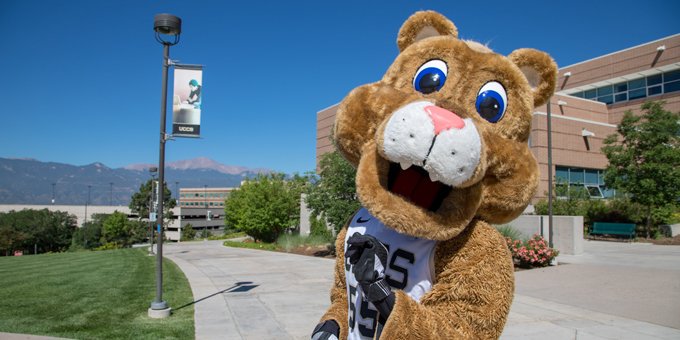 #moveinday2019 is TOMORROW Aug 20, GPS get started Aug 22 and fall 2019 semester classes begin Aug 26! Use the link for new campus services, reminders on existing resources, and a directory of the wide range of offices here to help you succeed at UCCS! bit.ly/31LGc7Q