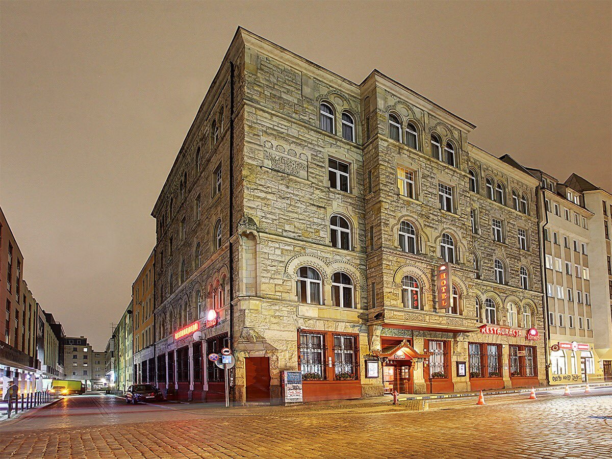 conventionwro's tweet photo. There are plenty of hotels in Wrocław in every standard: please have a look at representative of 3* hotels - Lothus Hotel! https://t.co/0VQWptRYEA #lothus #cohm #cbw #wroclaw #visitwrovlaw #hotelsinwroclaw #micewroclaw https://t.co/sGnIzigS8R