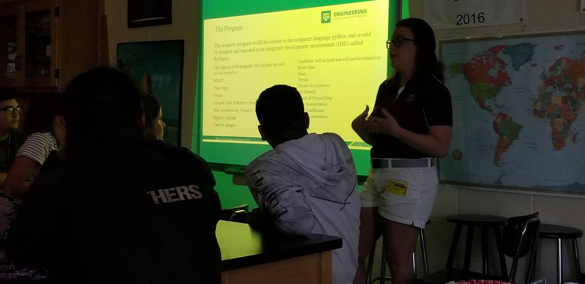rocket_fb_coach's tweet photo. @Anahuac_SUPT @AnahuacHigh @SystemsGoNews former student Kaitlyn Bennett presenting her @TAMUEngineering aerospace engineering project to the Anahuac engineering design class for collaborative research opportunity #coolkidsofscience #rockets2020 #wsmr2020 https://t.co/O1VPwhrpcw