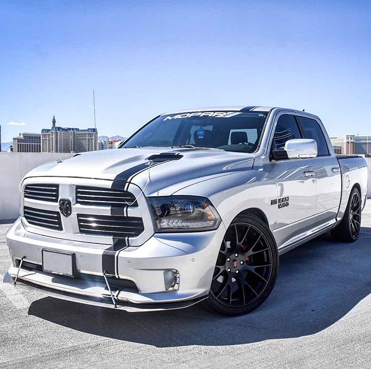 MiamiLakesRAM's tweet photo. Racing Stripes are Earned, Not Given!⠀⠀⠀⠀⠀⠀⠀⠀⠀⠀⠀
📸: @victor_snoopy10 ⠀⠀
.⠀⠀⠀⠀⠀⠀⠀⠀⠀⠀
#ramtrucks #ram #ramheavyduty #ram1500 https://t.co/Tq32IIavtP