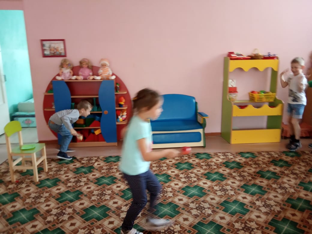 Яблочный спас. Едим за яблоками. Подг.гр. "А" воспитатель Иванова А. И.