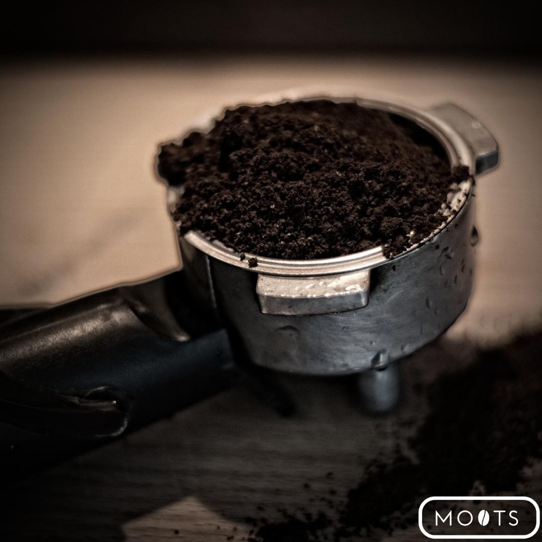 El primer café de la mañana es el ritual perfecto para empezar la semana. Por lunes más felices haciendo lo que nos gusta. ¡TOMAR CAFÉ DE ESPECIALIDAD! #felizlunes #cafédeespecialidad #cafédemexico #coffeelovers